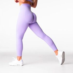 NVGTN Lilac Seamless Leggings and Sports Bra Set
